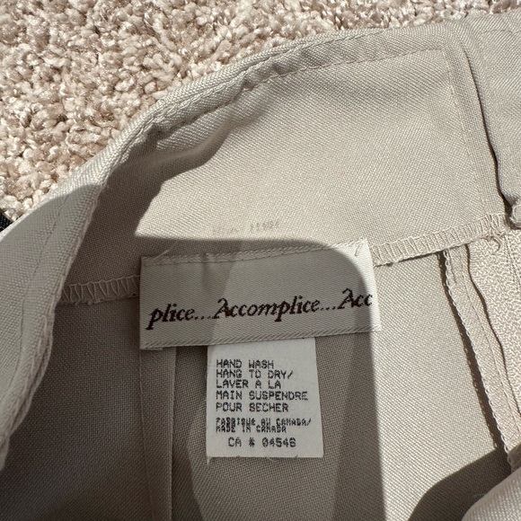 Skirt lot - Picture 3 of 6